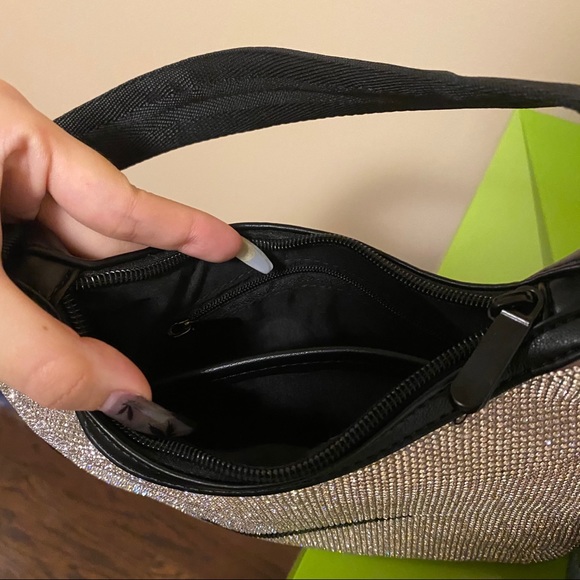 Vintage Nike shinestones Hobo Bag - Picture 2 of 2